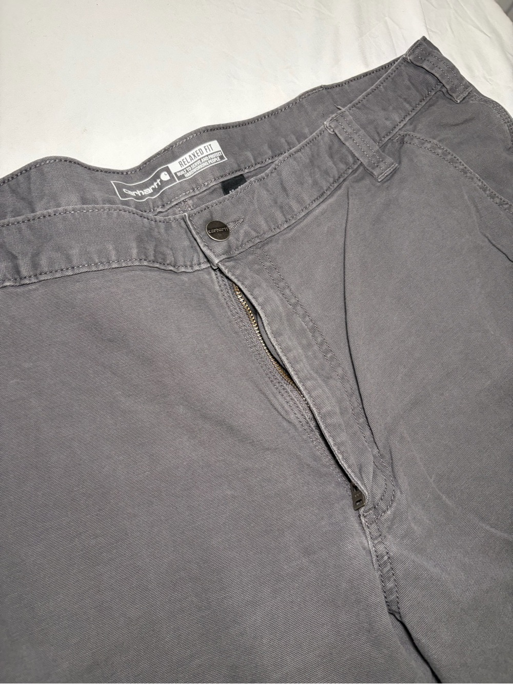 Carhartt Relaxed Fit Work Pants in Gray Size 42x32